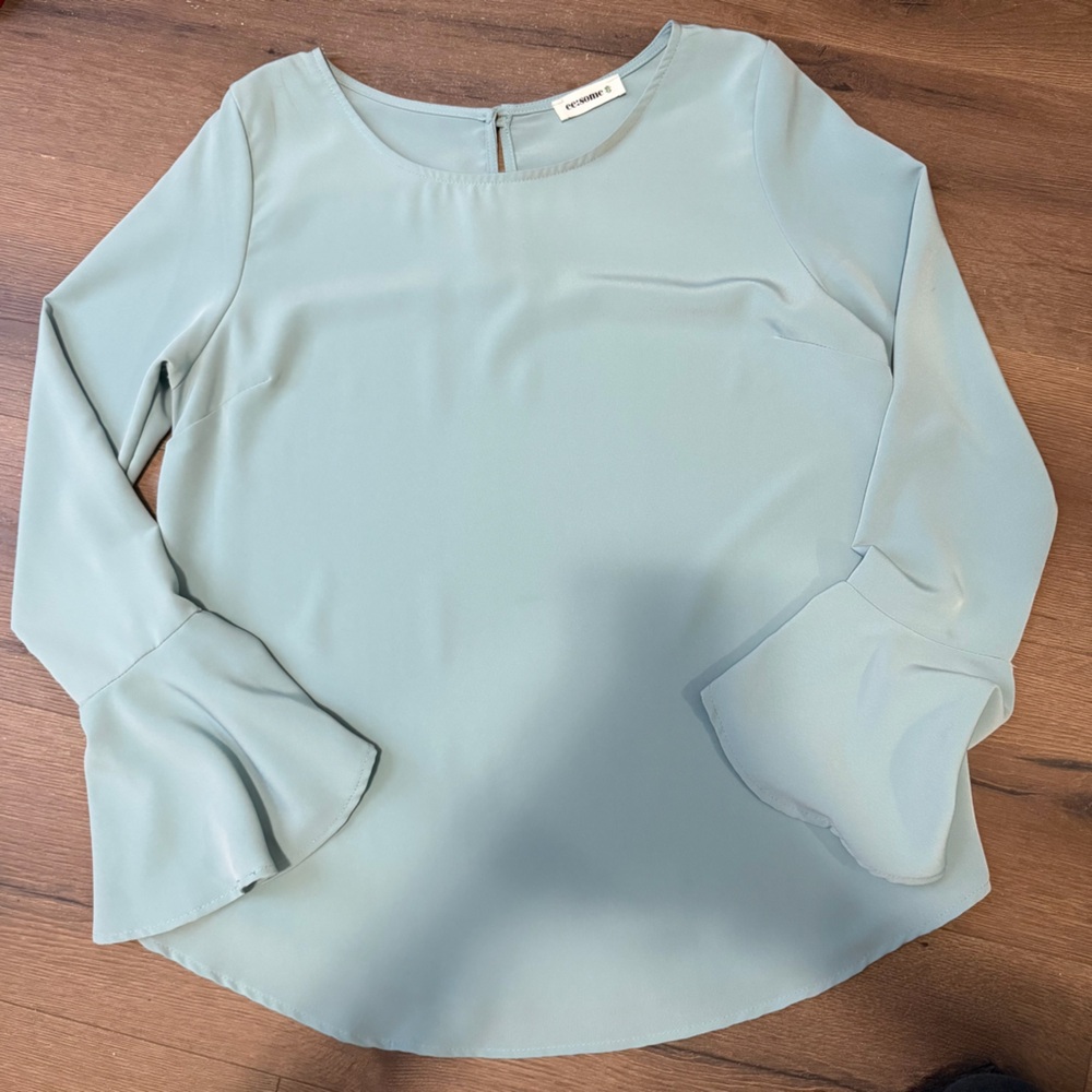 Eesome Light Blue Blouse